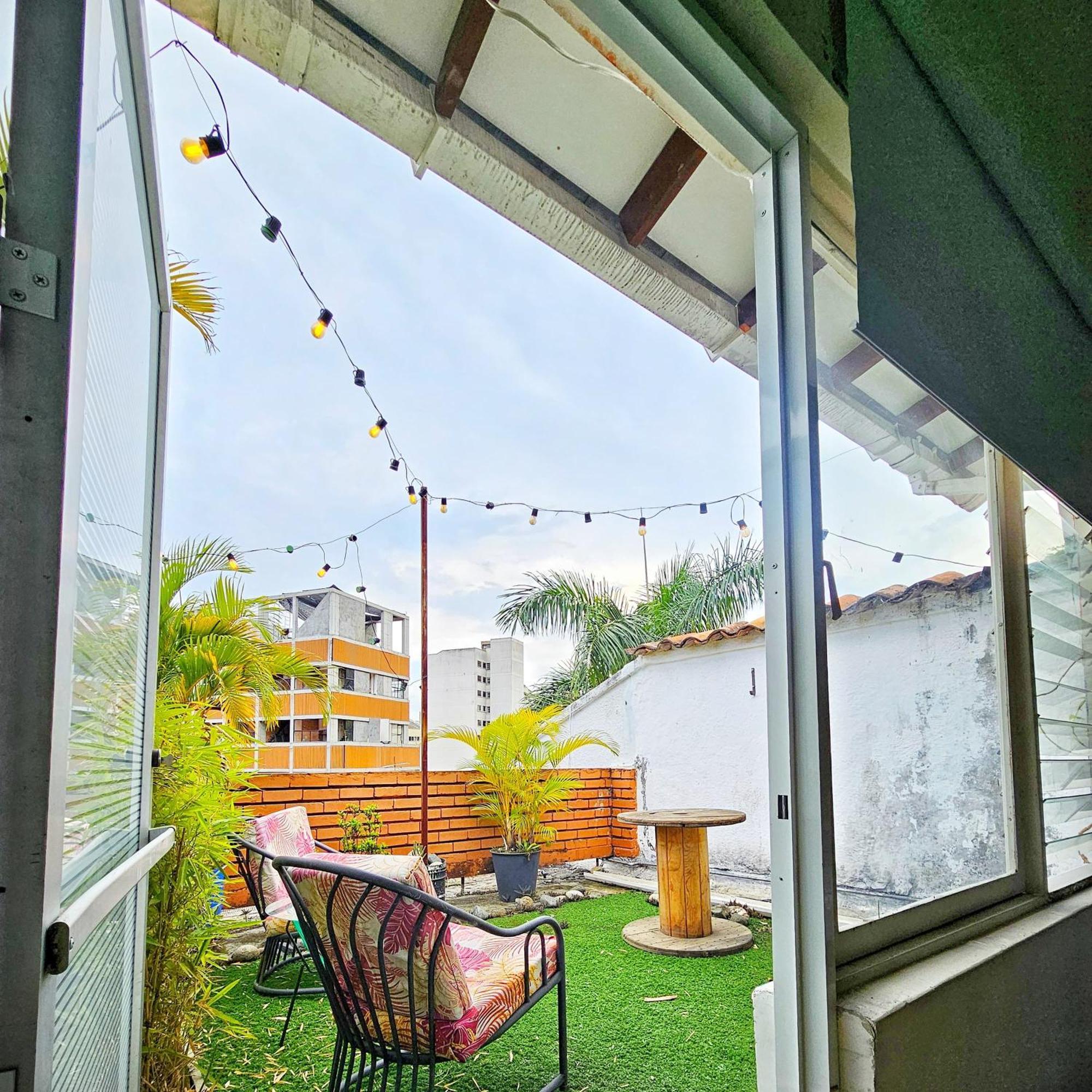 Roof Hostel Cali Exteriör bild